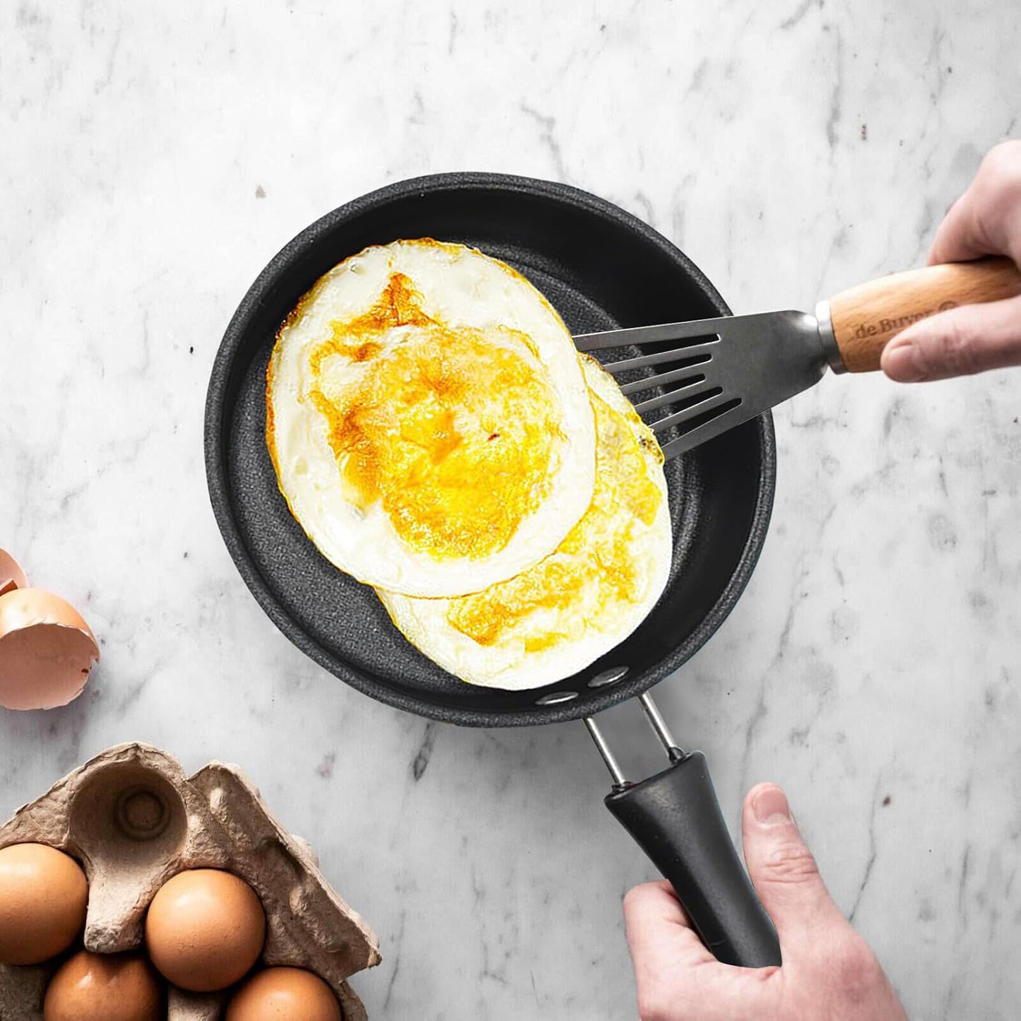 Egg Frying Pan, 4.7-Inch Small Nonstick Pan with Lid, Heat Resistant Skillet for Cooking, Portable Omelet Pan