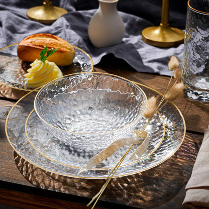 R-kay 100 Pack Clear Plastic Plates - 6.25 IN Hammered Gold Rimmed Sturdy, Durable And Extra Heavy duty Gold Plastic Dessert Plates Disposable - Ideal For Appetizer And And For Desserts.