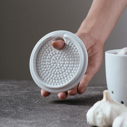 ABESTWARE Garlic Keeper with Lid, Garlic Holder with Ginger Grater, Ceramic Garlic Keeper, Modern Kitchen Countertop Organizer