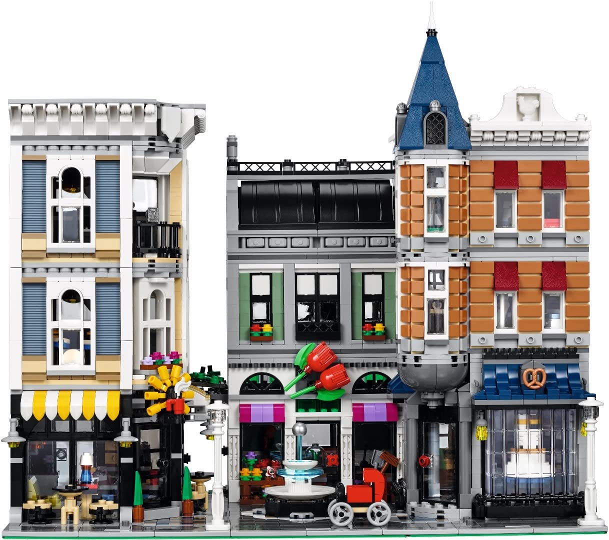 LEGO Creator Expert Assembly Square 10255 Building Kit (4002 Pieces)