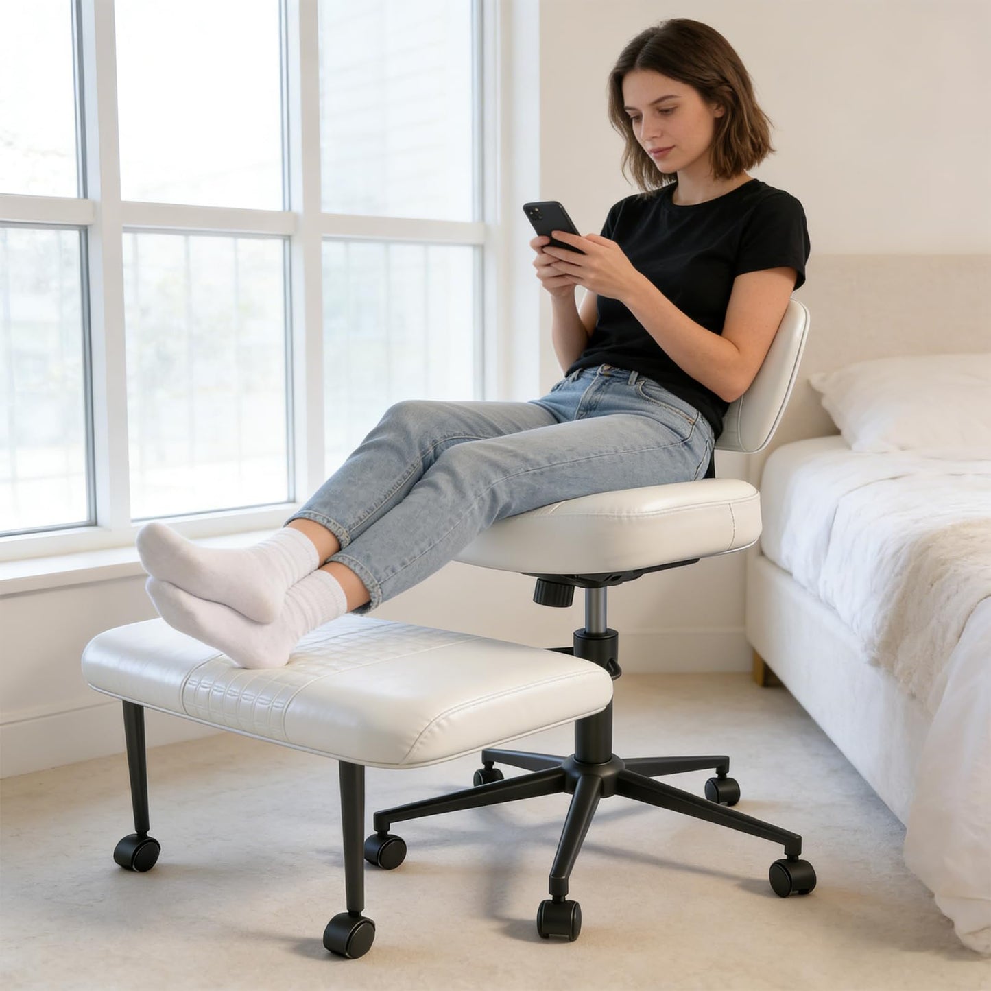 DIDAINT Meditation Chair with Footrest, 360° Swivel Height Adjustable Criss Cross Chair, White PU Padded Wide Seat, Home Office Desk Chair for Reading, Yoga, Peaceful Living