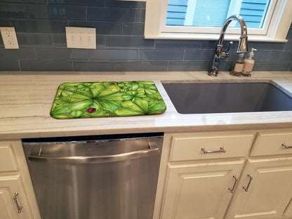 Caroline's Treasures BB5754DDM Shamrocks and Ladybugs Dish Drying Mat, Absorbent Pad for Kitchen Counter (14 x 21",