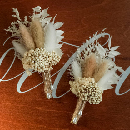 Dried Flowers Boutonnieres Set of 2 for Men, Rustic Boho Fall Wedding Grooms Buttonhole with Pampas Grass Decoration