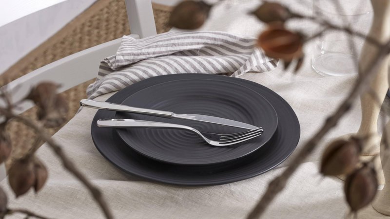 Oneida Silverware Set, Oakwood 20 Piece Everyday Flatware Set, Service For 4, 18/0 Stainless Steel, Dishwasher Safe, Cutlery Sets, Kitchen Utensils Sets, Knives Spoons And Forks (Silver, 20 Pieces)