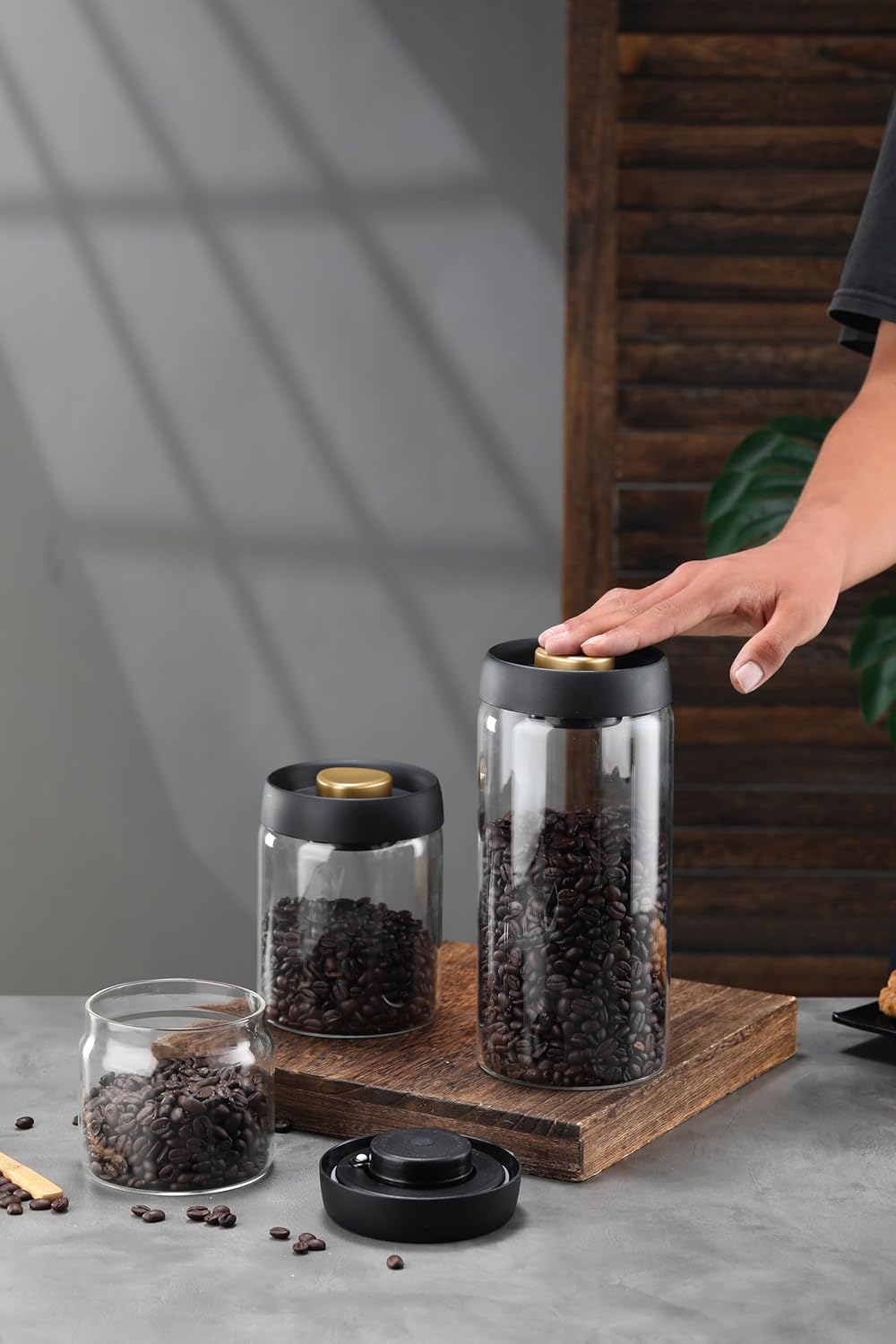 LOEZ Coffee Bean Storage Container, Airtight Borosilicate Glass Canister for Ground Coffee, Tea, Beans, Spices