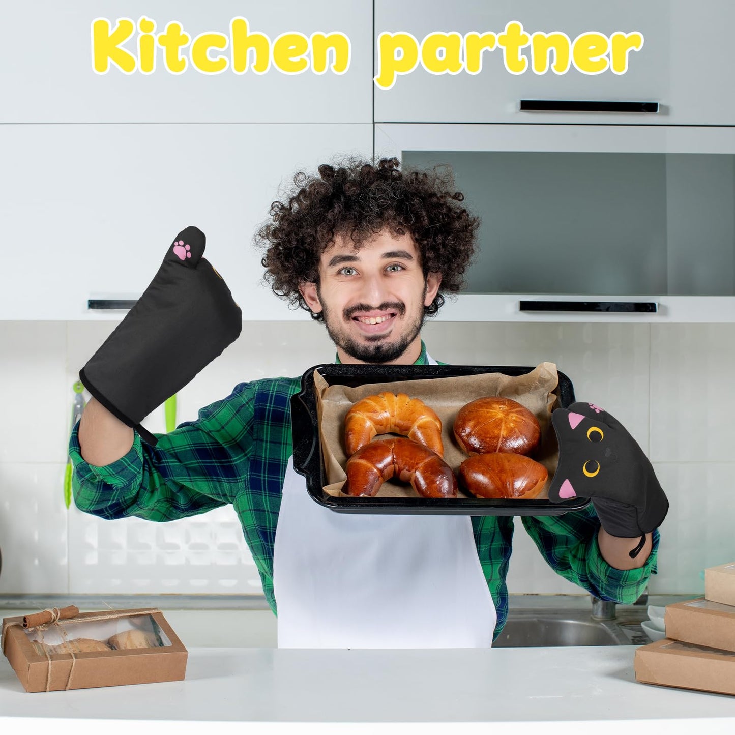NIGOWAYS Oven Mitts,Cute Cat Design Cooking Glove,Quilted Cotton Lining,Heat Resistant Oven Mitts And Pot Holders Sets For Baking,Microwave,Cute Mitts Gift For Mom,Housewarming(Black)
