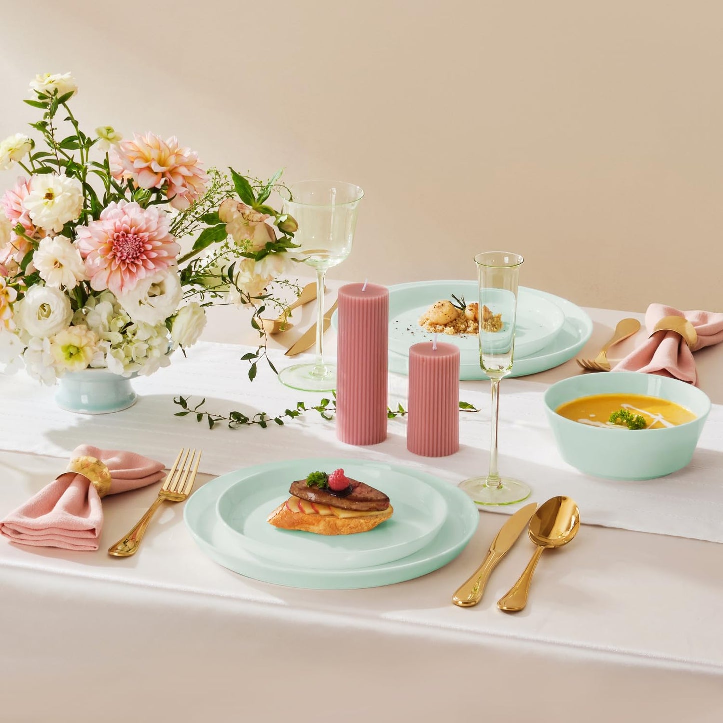 KINGSTONE Bone China Dinnerware Sets for 8, 24-Piece Lightweight Porcelain plates and bowls sets, Scratch Resistant Dish Set, Modern Kitchen Dinner Set, Microwave & Dishwasher Safe, Mint Green