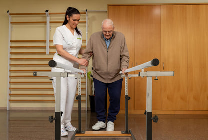 VivaComfort Physical Therapy Parallel Bars, 350 lbs Capacity, Adjustable Parallel Bars for Physical Therapy, Dimensions 28” – 41” H x 83.9” L x 16” – 23.8” D