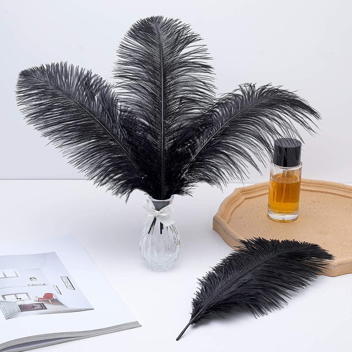 Ballinger 24Pcs 10-12inch Black and White Ostrich Feathers Bundles for Wedding Party Home