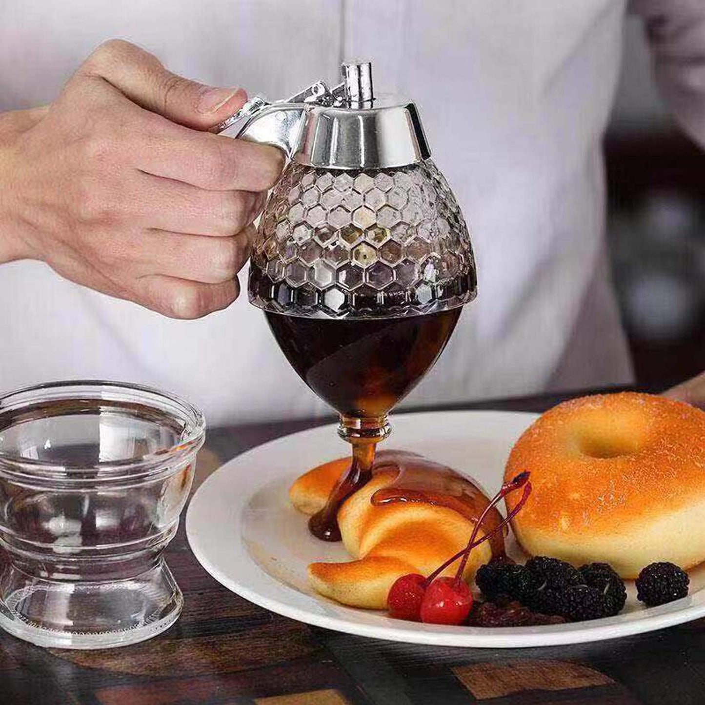 Squeeze Honey Dispenser, Plastic No Drip Maple Syrup Container, Juice Jar Bee Drip Dispenser, Honey Pot with Stand,
