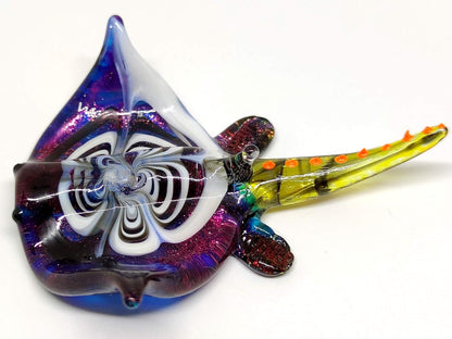 Manta Ray Figurine Handmade Glass – Tiny Blown Glass Animal – Miniature Collectible Ocean Décor Gift