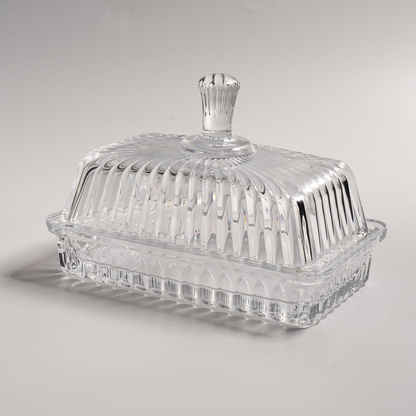 Clear Glass Butter Dish with Lid, Covered Crystal Butter Stick Holder Tray, Glass Butter Storage Container for Fridge Countertop