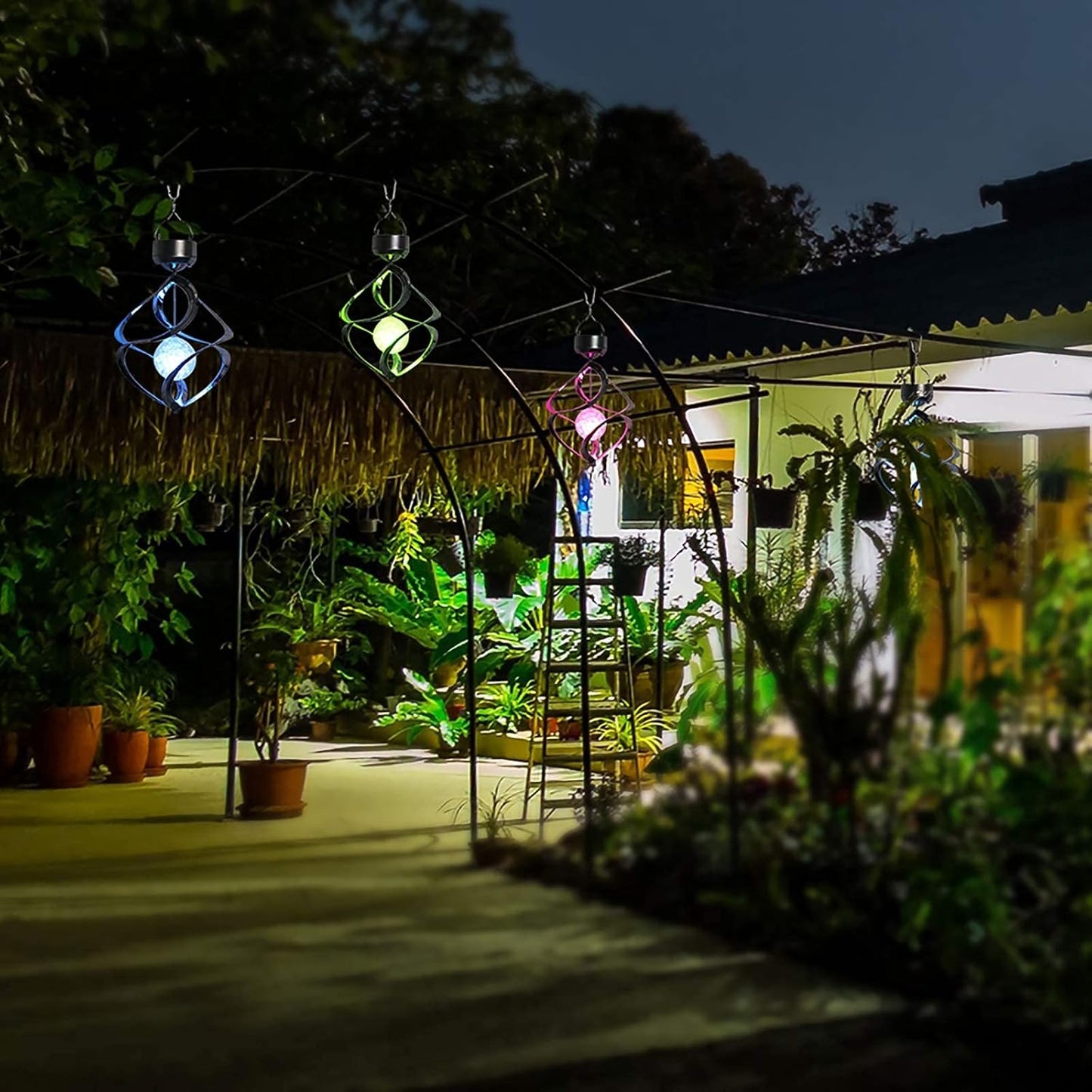 Color Changing Solar Hanging Lamp - Sparkling Crystal Ball for Gardens and Lawns