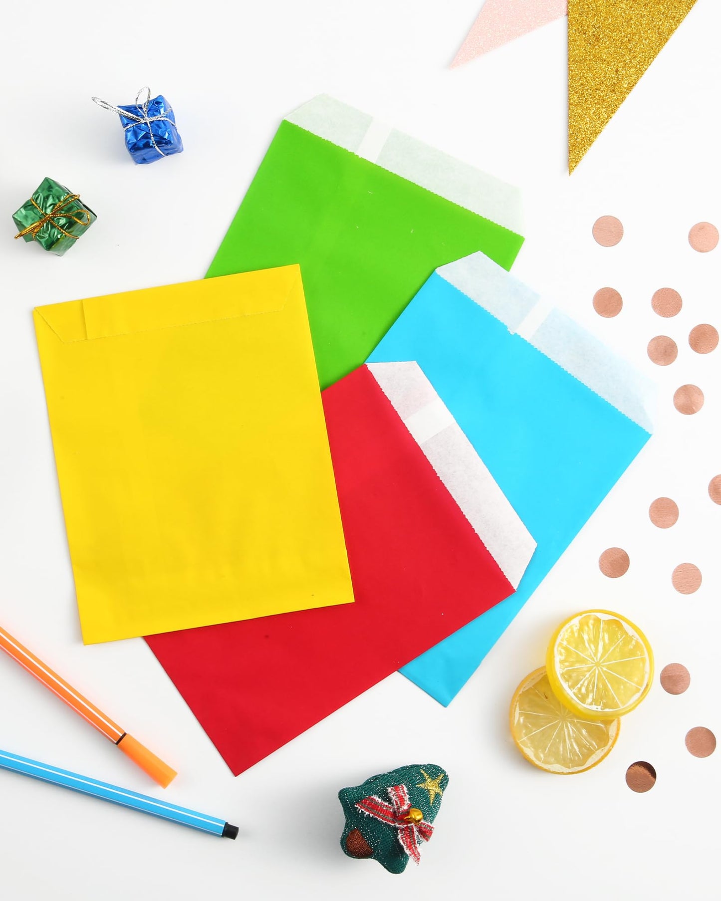KEYYOOMY 4x6 Inch Paper Treat Bags Rainbow Candy Bags 100 Pack Candy Buffet Bag Small Paper Cookie Bag for Halloween Christmas Party (100 CT, 4x6 Inch)