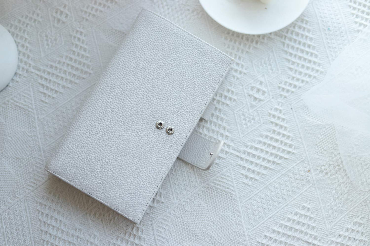 Moterm Companion Traveler's Notebook Cover - Upgraded Design with Back Pocket (Standard Size, Pebble-Cream)