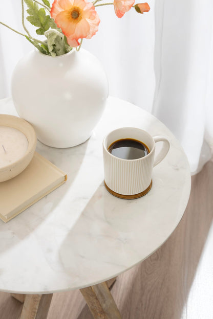 Kate and Laurel Soleyn Coastal Wood and Authentic Marble Side Table, 20 x 20 x 24, White Marble and Light Natural, Round Marble End Table for Use as Bedroom Nightstand or Living Room Accent