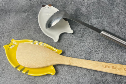 Spoon Rest for Stove Top [ Designed in Japan ] Cute Ceramic Spoon Rest/Holder for Kitchen Counter (tabby cat)