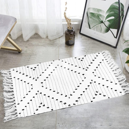 HAOCOO Boho Bathroom Rug 2'x 3', Cotton Woven Washable Small Area Rugs with Tassels for Kitchen