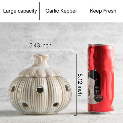 Cormomu Garlic Storage Pod Ceramic Garlic Keeper with Lid Large Garlic Container for Counter, White