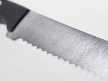 WÜSTHOF Gourmet 9" Bread Knife, Black