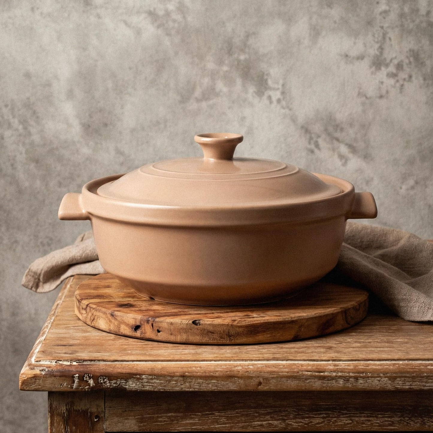 Magnifique 5 Quart Flami Pot with Lid, Natural Clay Pot for Cooking, Non-Toxic PFAS-Free Ceramic Casserole Dish for Oven & Stovetop, Dutch Oven Style for Slow Cooking, Baking & Serving, Brown Sugar