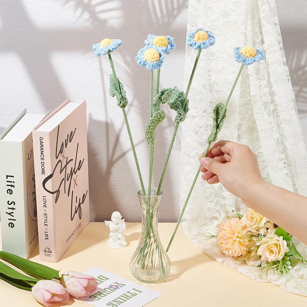 FINGERINSPIRE 5 pcs Handmade Crochet Daisy Flower Bouquet, Light Sky Blue Knitted Cotton Artificial Flowers for Home