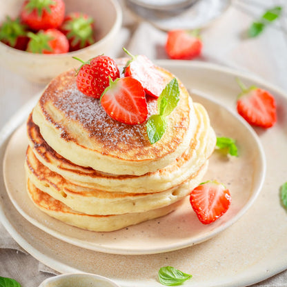 One Pack Pancake Batter Dispenser with BlenderBall and Wire Whisk, 33 Oz Silicone Squeeze Pancake Mix Dispenser, Kitchen Pancake Batter Dispenser Bottle for Waffle Cupcakes Muffins Crepes Qatayef