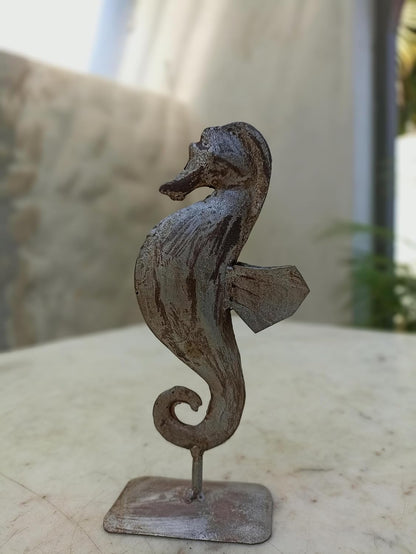 DeKulture Seahorse Statue, Recycled Iron Ocean Decor, Nautical Home Accent (4x2.5x8.5 Inches)