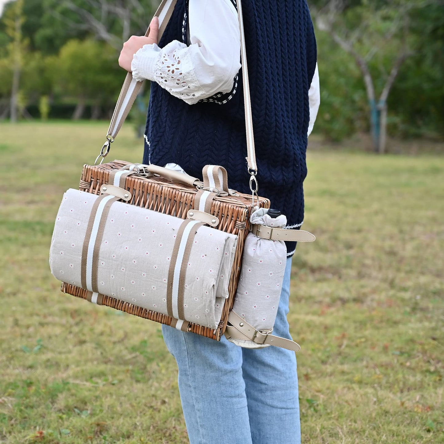 19Pcs Picnic Basket for 2 with Insulated Liner and Waterproof Picnic Blanket Wine Pouch, Large Wicker Picnic Hamper for Camping,Outdoor,Valentine Christmas for Couples