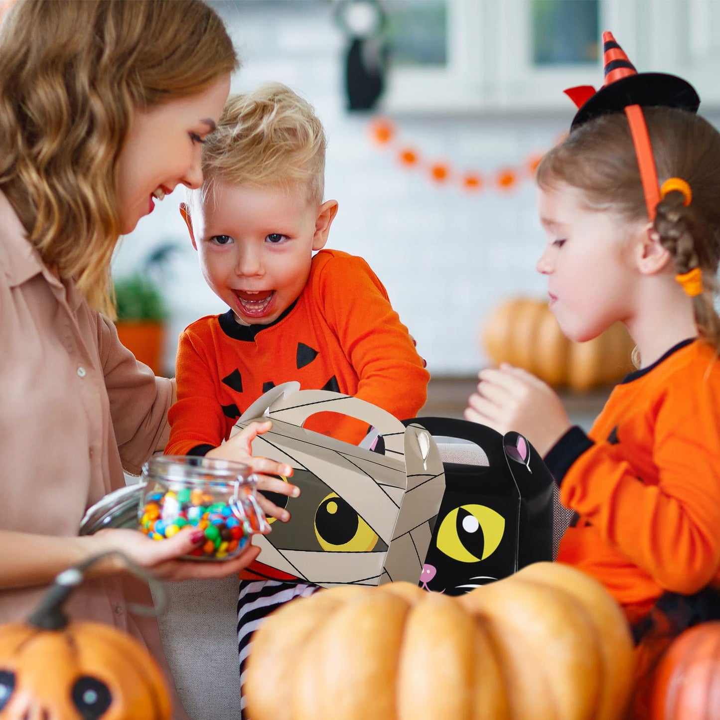 Funrous 18 Pcs Halloween Party Treat Boxes, Happy Halloween Goodie Candy Treat Present Boxes Pumpkin Ghost Treat or Trick Favor Boxes for Kids School Classroom Halloween Party Decoration Supplies