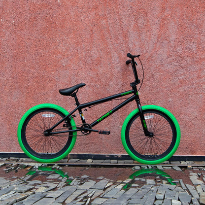 cubsala Freestyle BMX Bike, 20 Inch Yaphet Bicycle for Teen Beginner and Adult Riders, Bike with Hi-Ten Steel Frame, Black with Green Tires