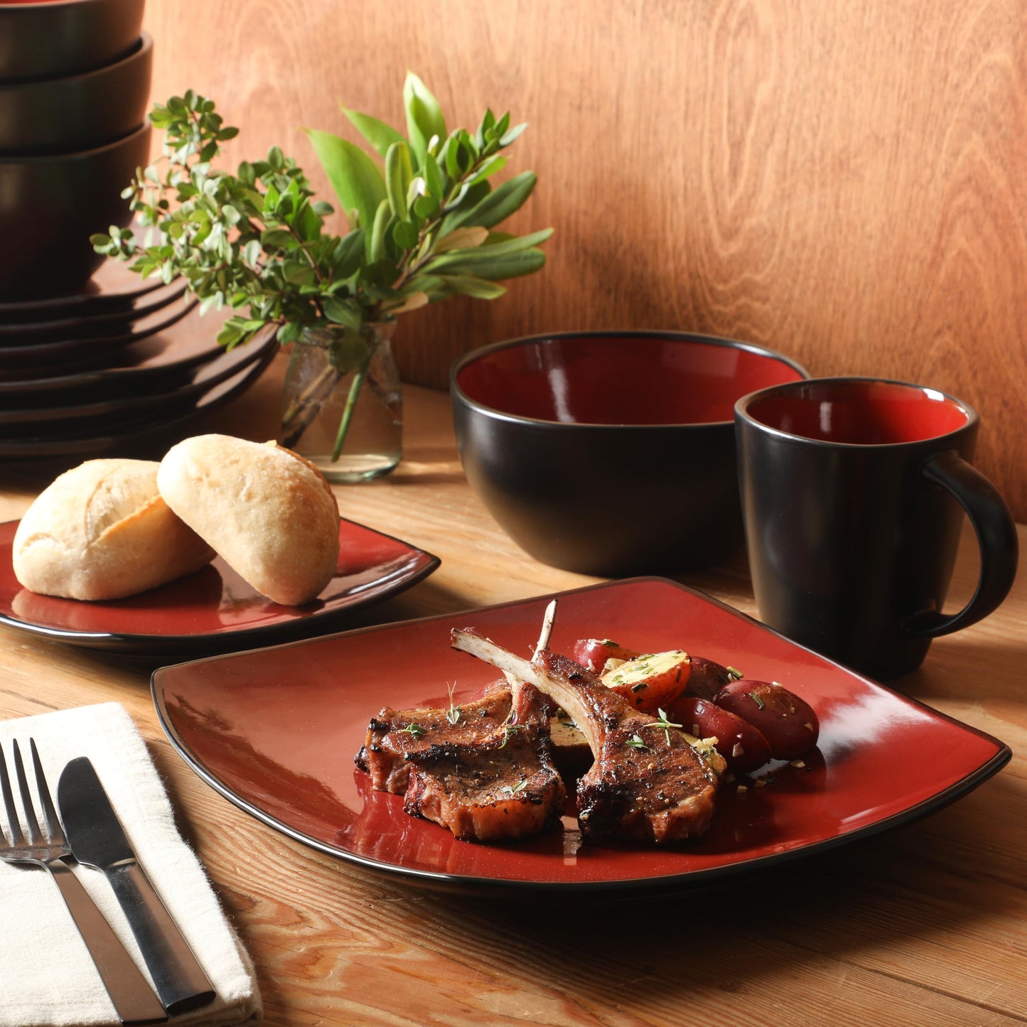 Gibson Elite Soho Lounge Square 16-Piece Dinnerware Set, Service for 4, Reactive Glaze Stoneware Plates and Bowls, Modern Dishes, Microwave & Dishwasher Safe – Red and Black
