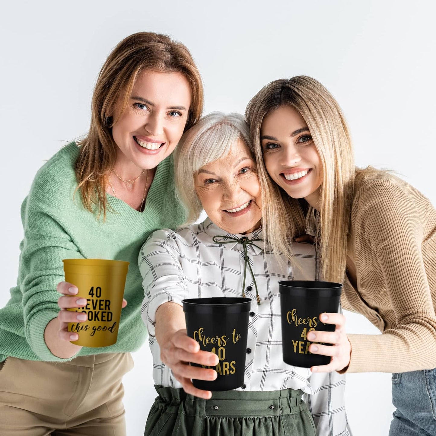 Your Dream Party Shop Cheers to 40 Years Birthday Cups - Set of 12 Black and Gold 40th Birthday Decorations