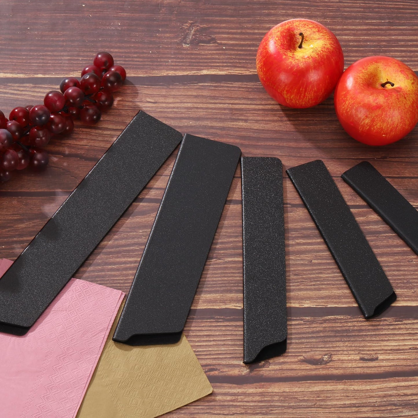 uxcell 5 Pcs Knife Cover Sleeves, 8.3" x 1.4" ABS Knives Edge Guard Blade Protector Universal Knife Sheath for Home Kitchen, Black
