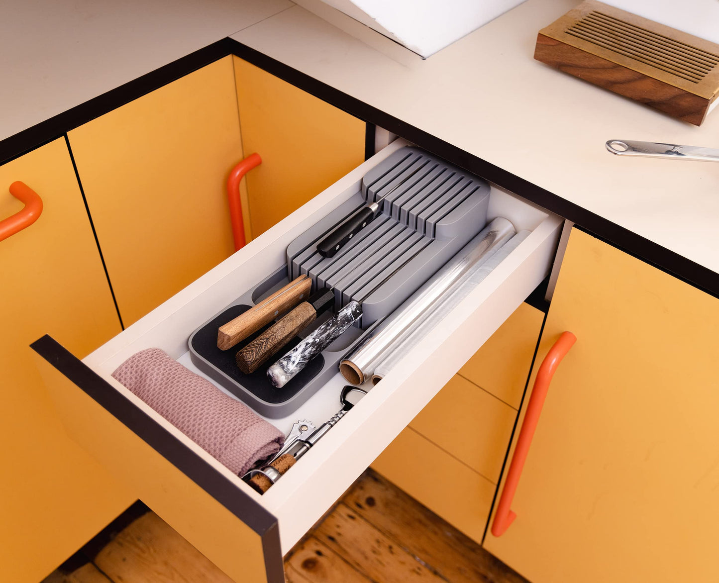 Joseph Joseph DrawerStore Knife Organizer, holds up to 9 knives, Kitchen Organization & Drawer Storage – Compact, Gray