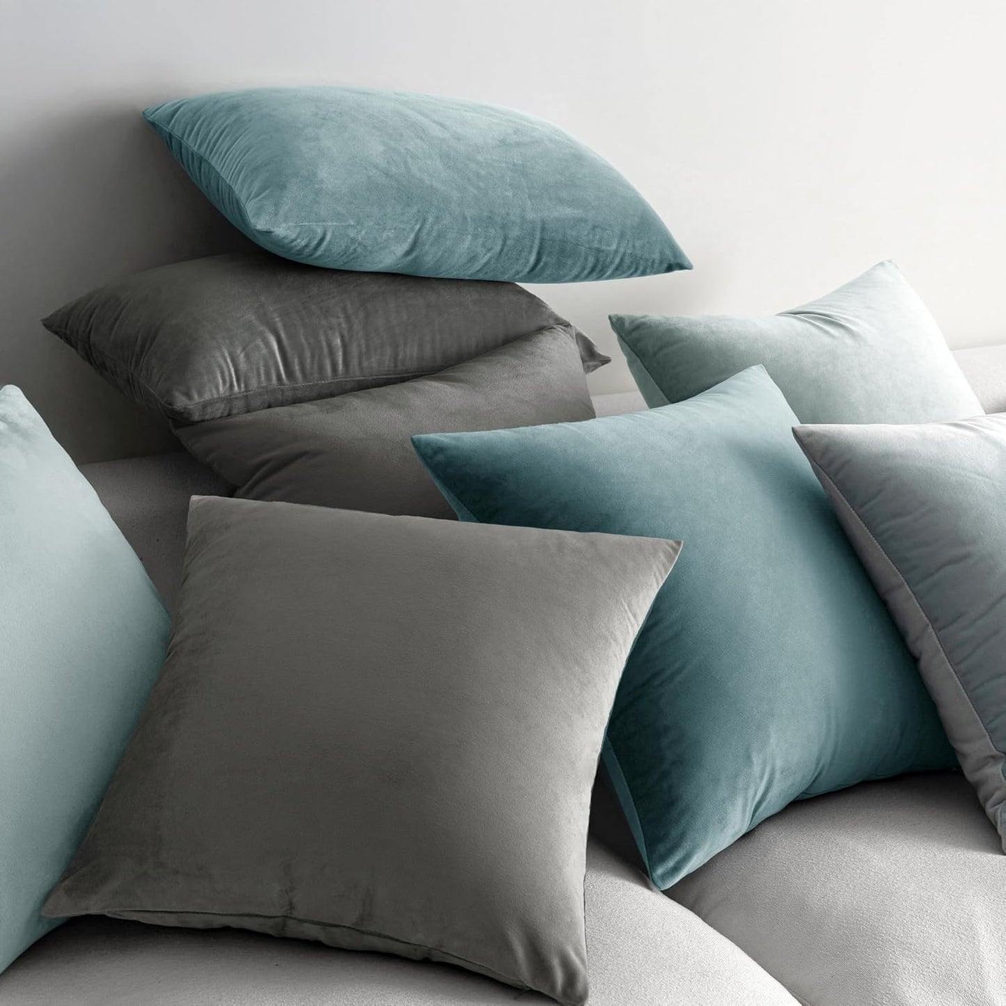 MIULEE Pack of 2 Velvet Pillow Covers, 18x18 Inch Soft Solid Cushion Case for Spring Sofa & Bedroom, Baby Blue