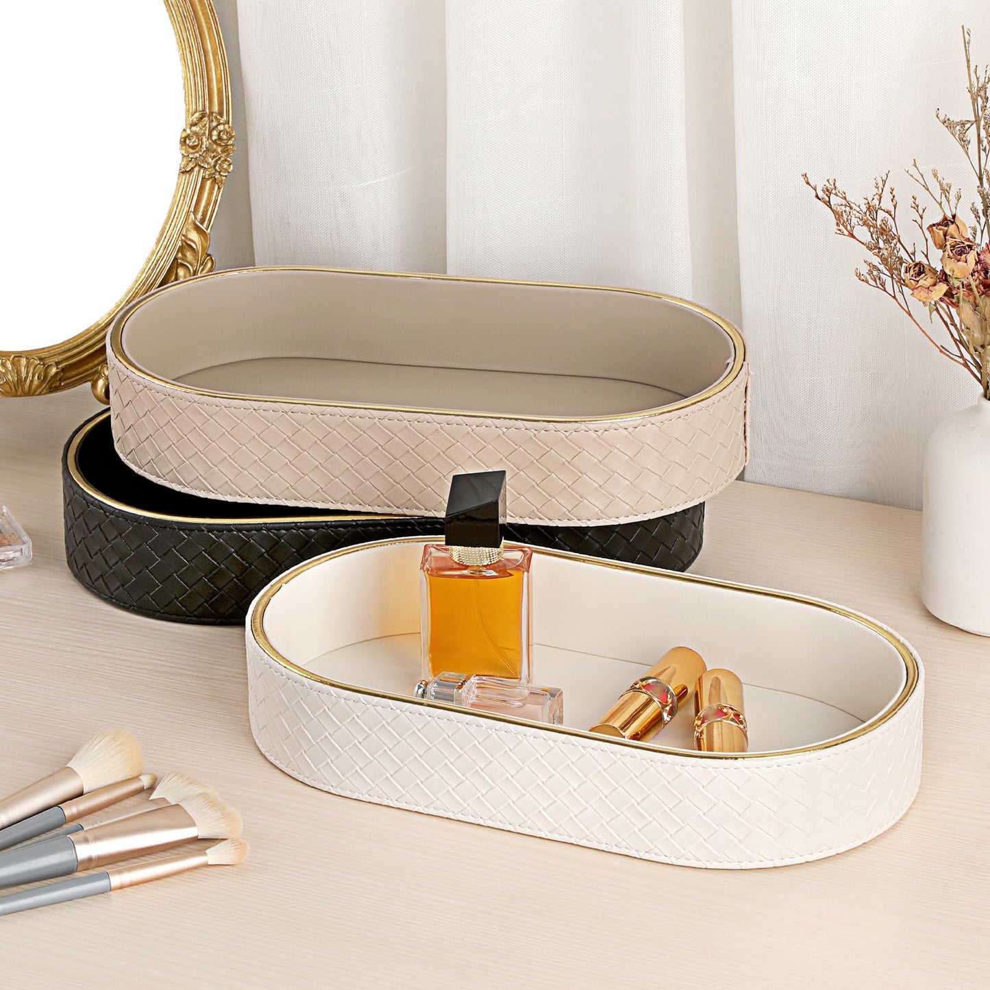 Hipiwe PU Leather Valet Tray with Gold Line Perfume Vanity Tray Catchall Tray for Jewelry Trinket Oval Bedside Nightstand Organizer for Home Decor, White
