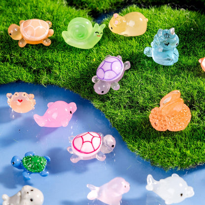 jrootouh 140 Pack Mini Animals Tiny Duck，Cow，Bee Figurines Bulk for Miniature Dollhouse Decor Accessories Garden Aquarium Potted Ornament Party DIY Charms Office Classroom Activity to Hide