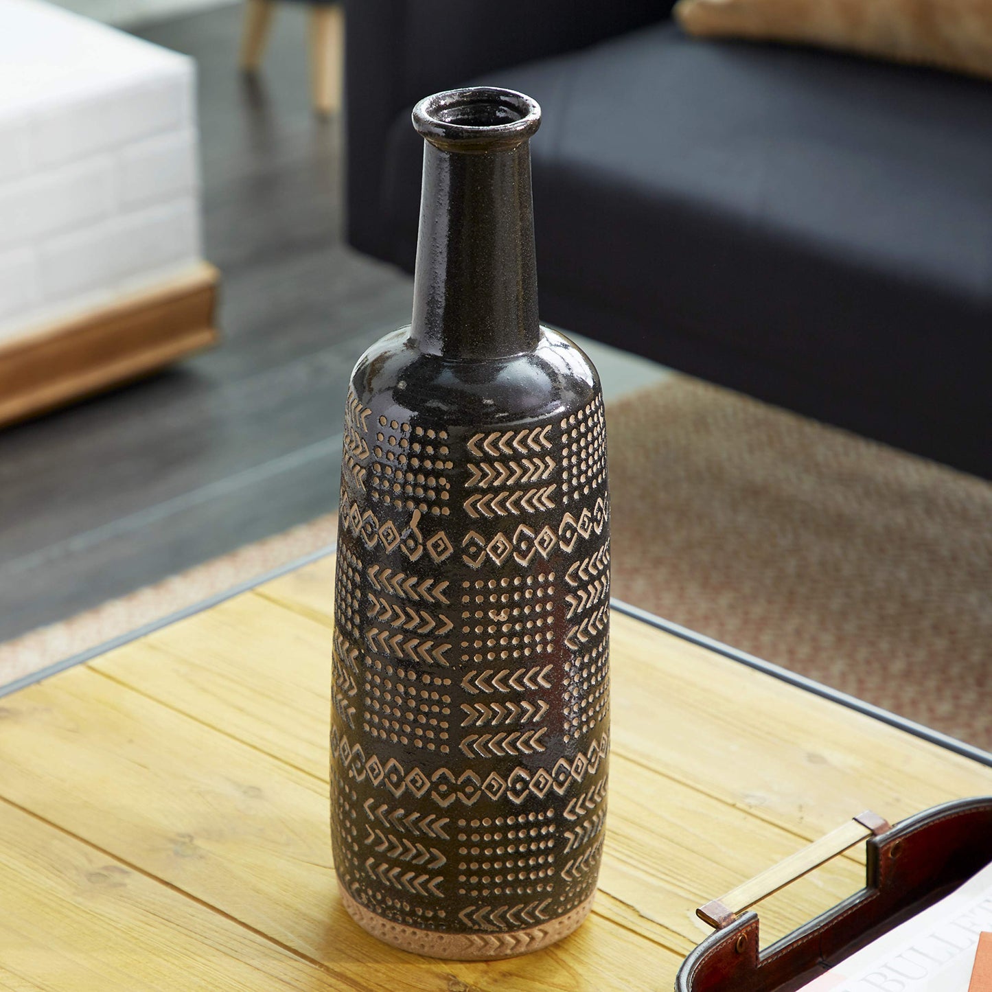 Deco 79 Porcelain Ceramic Decorative Vase Tribal Centerpiece Vase, Flower Vase for Home Decoration 6" x 6" x 18", Black