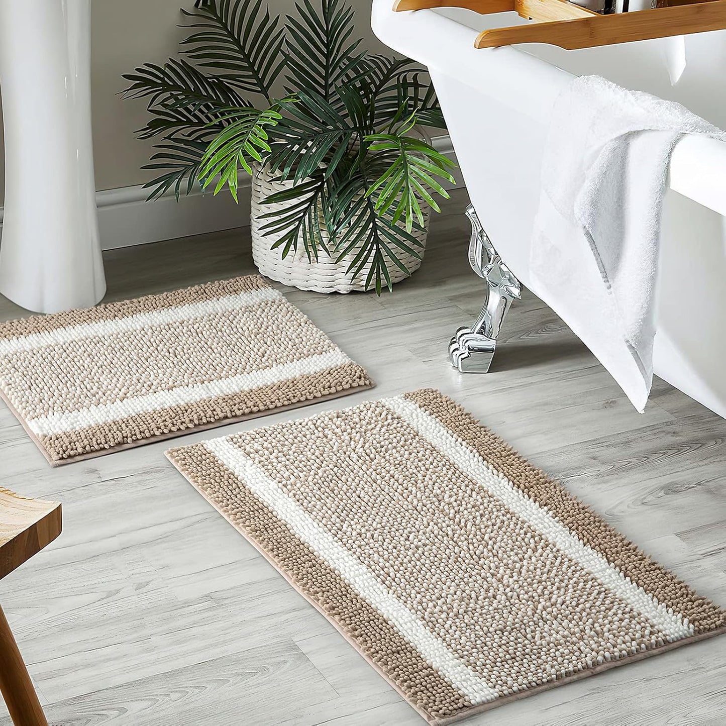 MILVOWOC Luxury Chenille Shaggy Bath Mats, Non-Skid Soft Rugs for Bathroom, Machine Wash/Dry, Khaki/White (17x24 Inch)