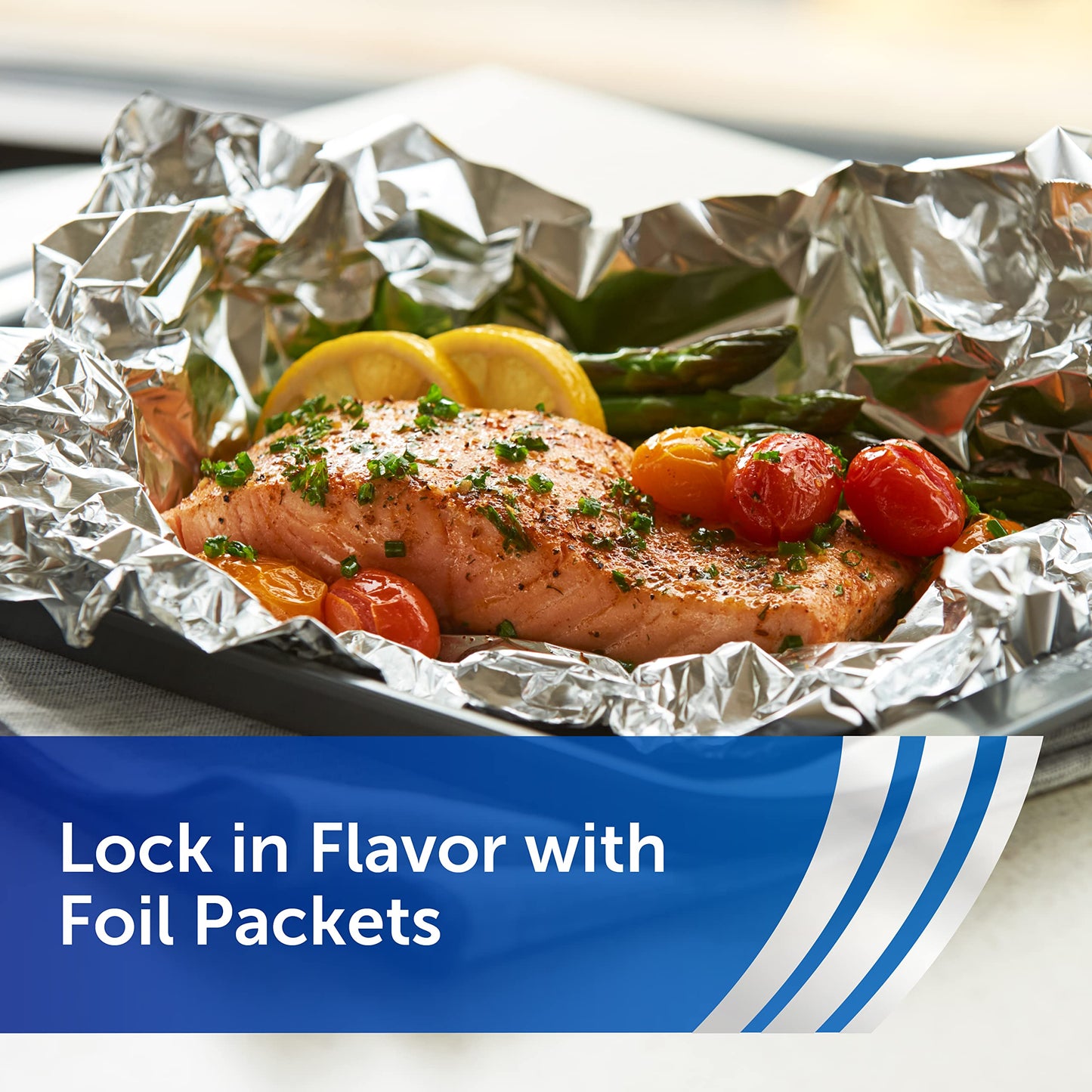 Reynolds Wrap Non Stick Aluminum Foil, Nonstick Aluminum Foil Roll, Prevents Food Sticking and Messy Cleanup, Great for Covering Casseroles and leftovers, 43.33 Yards x 12 Inches, 130 Sq.Ft.