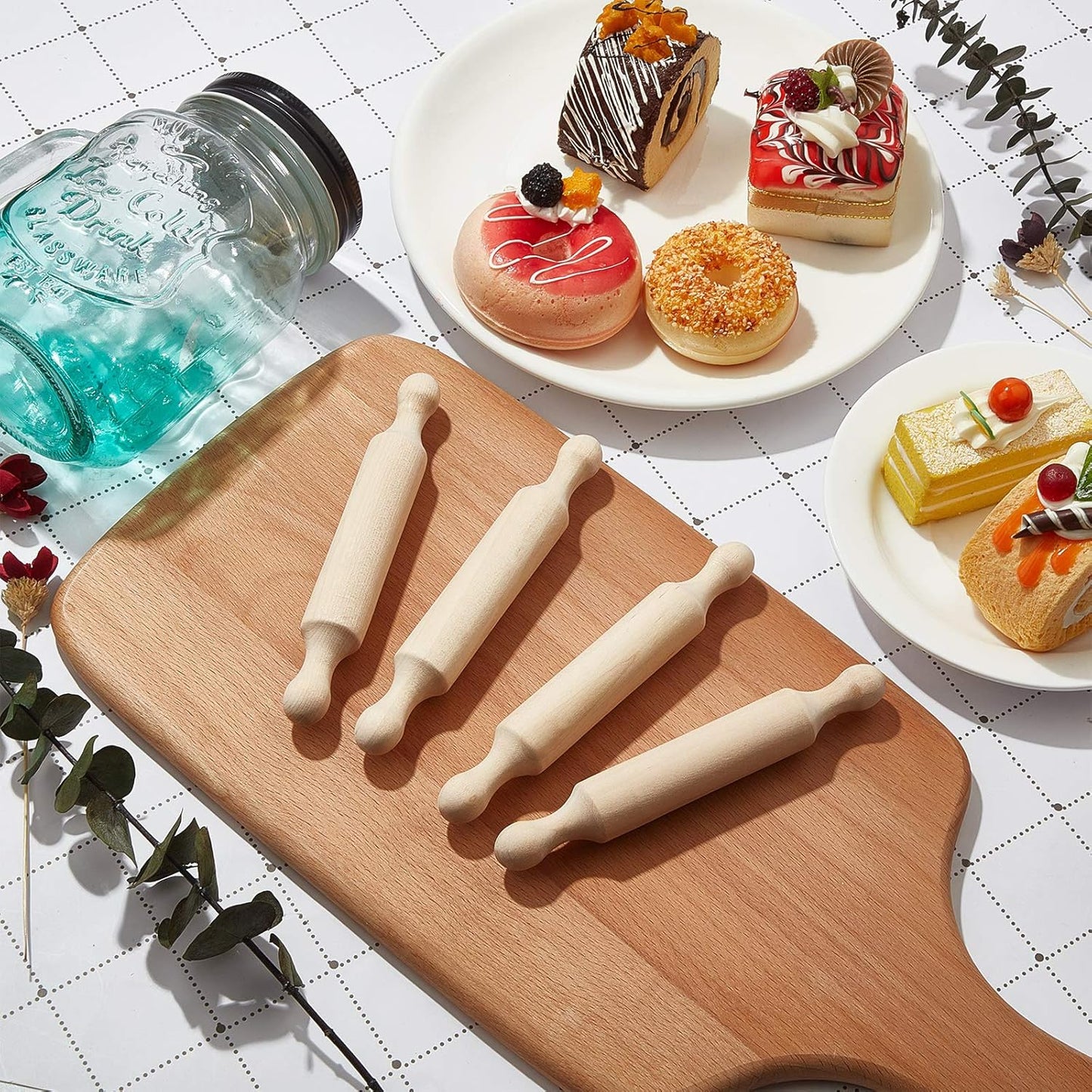 15 (7 Inches) Suclain Pcs Wooden Mini Rolling Pin Long Kitchen Baking Small Dough Rolling Pin for Children Fondant