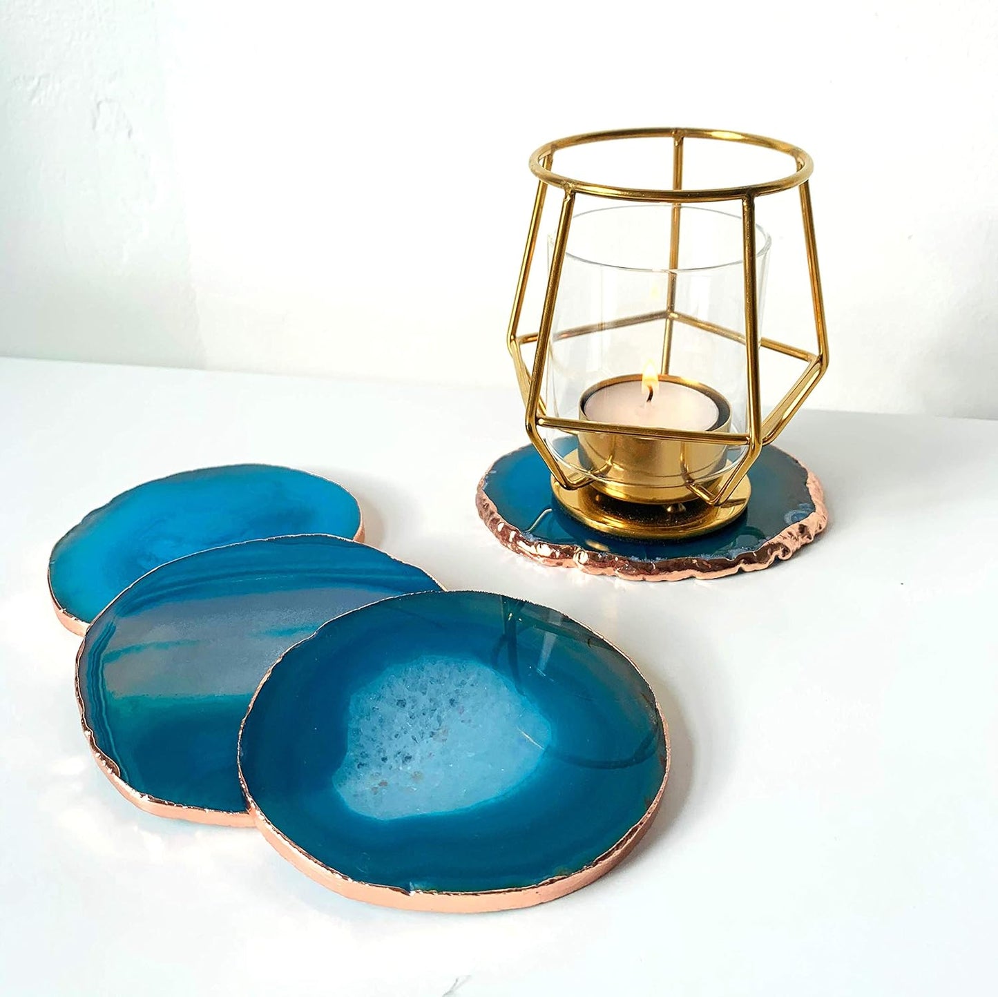 Moon&Decor Sliced Agate Coasters Set of 4, 100% Natural Geode Coasters for Drinks Home Decoration with Golden Rims