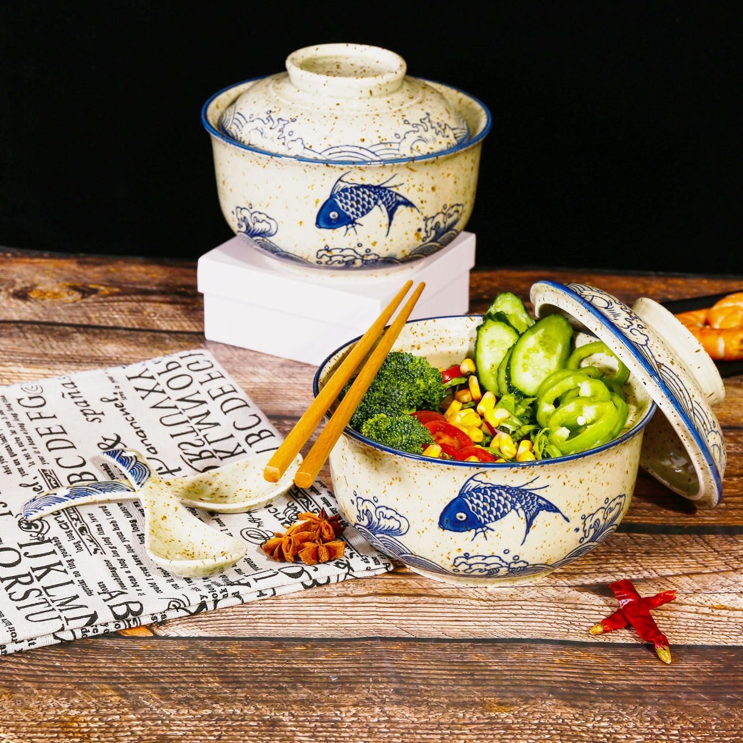 Ceraozmus Ceramic Ramen Bowl Set, 800ml, with Lid, Spoon and Chopsticks, Japanese Vintage Large Soup Bowls Instant Noodle Bowl Asian Tableware (Fish*1)