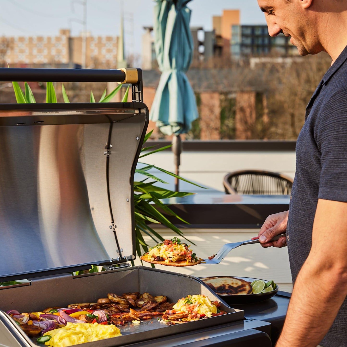 Current® Model G Griddle, Smart Electric Outdoor Flat Top BBQ Grill with 200°F to 600°F Range for Searing & Roasting, Digital Precision, Apartment-Friendly & Weather-Resistant, Slate