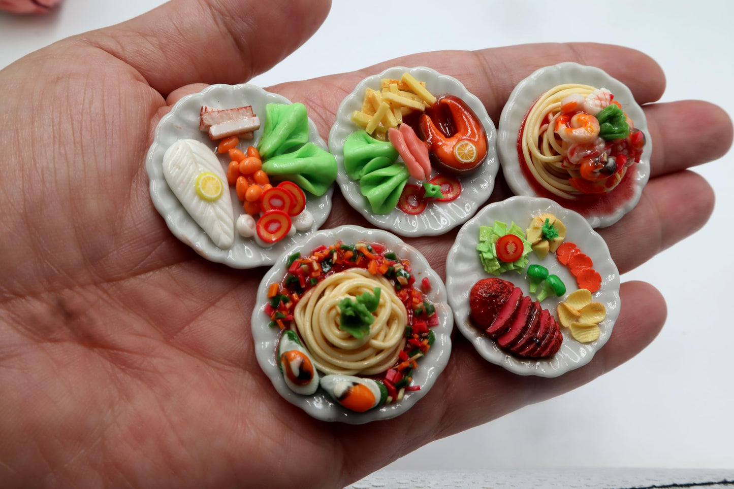 Mixed 5 Assorted Spaghetti and Steak Dollhouse Miniature Food,Tiny Food