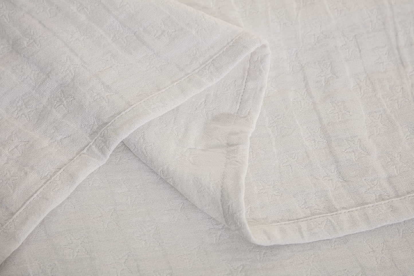 Sterling Creek Dawson Star Muslin Cotton Blanket Three Layers Lightweight Breathable Gauzy Blanket for Adults, All
