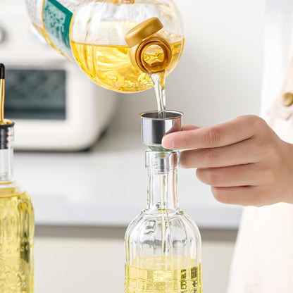 Ruiao 4 Pcs Olive Oil Dispenser Bottle for Kitchen,17oz Clear Glass Oil and Vinegar Dispenser Bottle Set, Classic Coffee Syrup Dispenser with 4 Stainless Steel Spouts and 1 Funnel (Round)