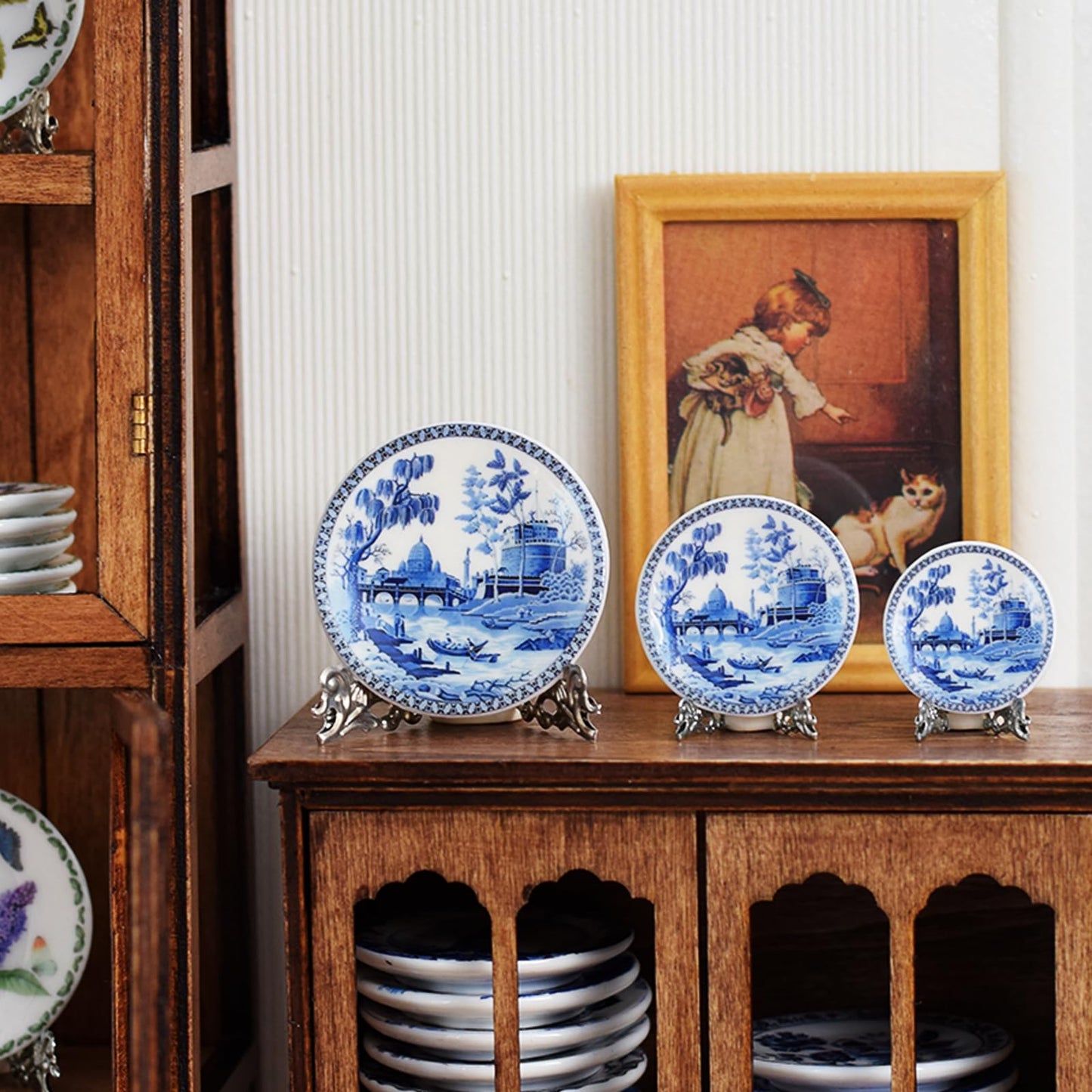 6PCS Handcrafted Miniature Ceramic Plates in 1:12 or 1:6 Scale, Vintage Porcelain Playhouse Dishes (Blue-White B, 2.3CM)