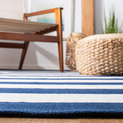 SAFAVIEH Montauk Collection X-Large Area Rug - 12' x 18', Navy & Ivory, Handmade Flatweave Cotton, Woven Texture, Farmhouse Stripe Pattern, Ideal for Living Room, Bedroom, Dining Space (MTK712H)